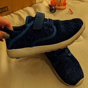 Kids shoes for girl or boy!